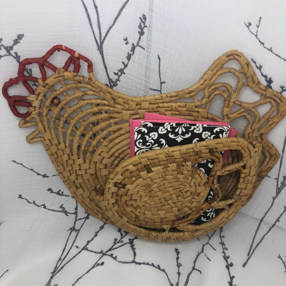 Wicker Chicken wall organizer - Picture 6 of 9